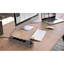 Hama Grenuttag med USB-C/A 65 W PD 4 uttag