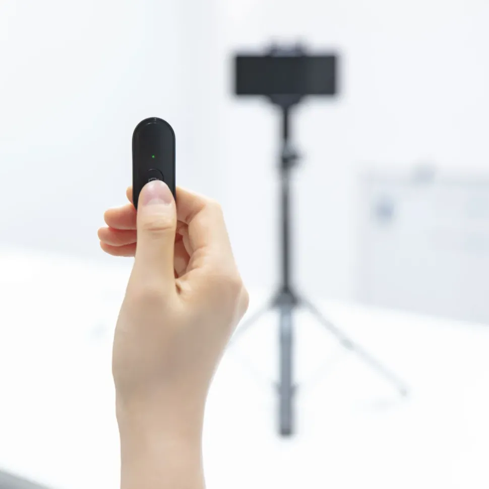 Linocell Selfiepinne Pro med stativ och Bluetooth-avtryckare