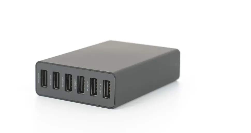Linocell USB-laddstation 6 portar Svart