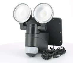 Luxorparts Solcellsdriven LED-strålkastare 500 lm
