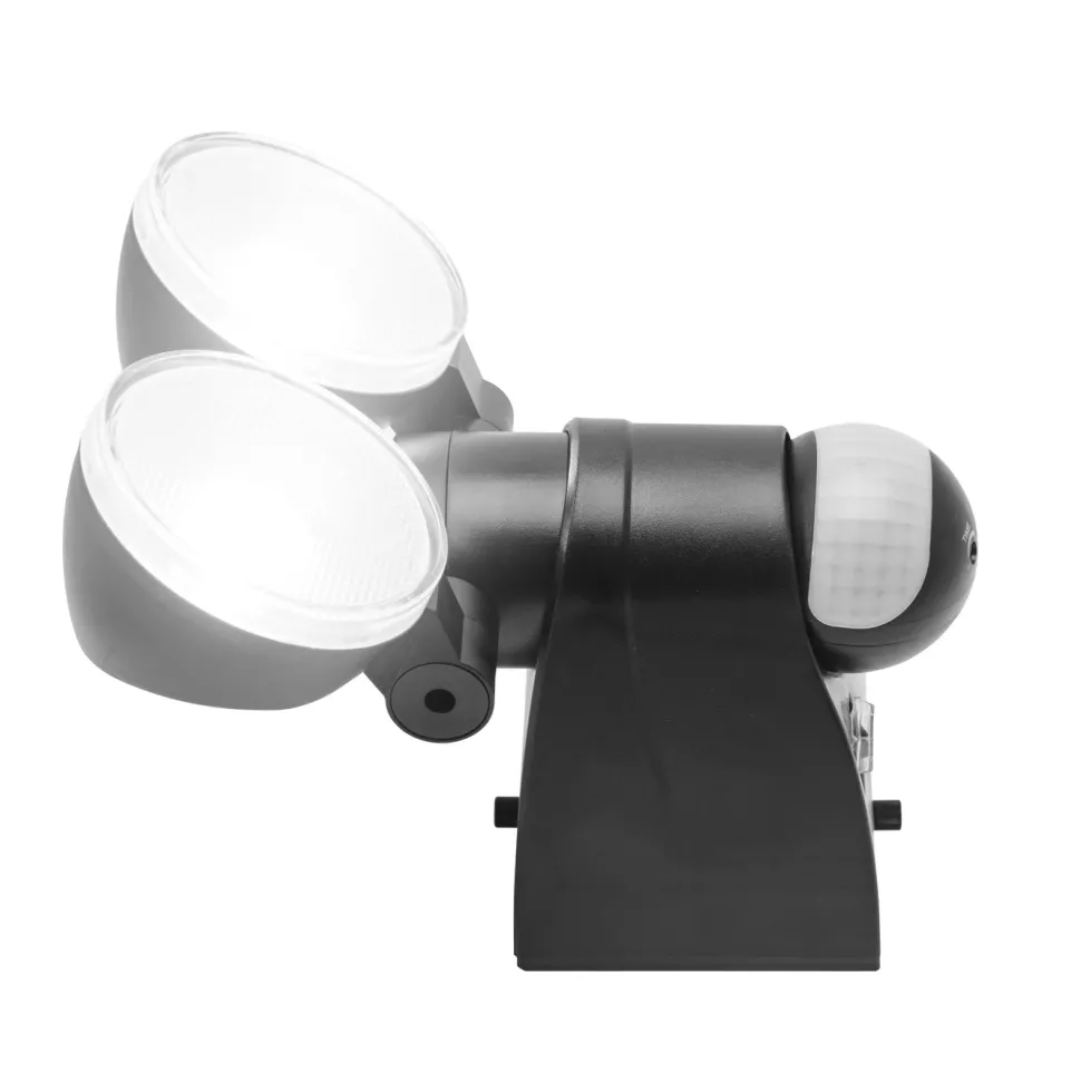Luxorparts Solcellsdriven LED-strålkastare 500 lm