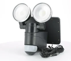 Luxorparts Solcellsdriven LED-strålkastare 500 lm