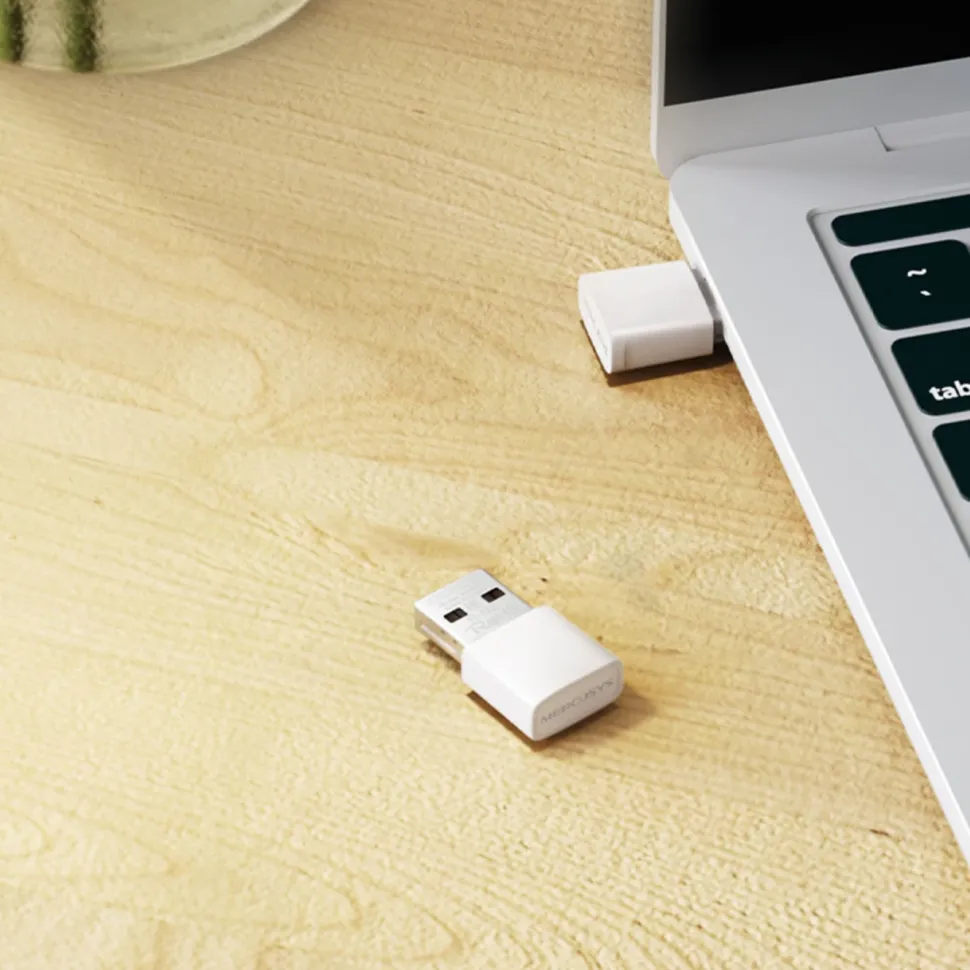 Mercusys MA30N AC1300 USB-nätverksadapter
