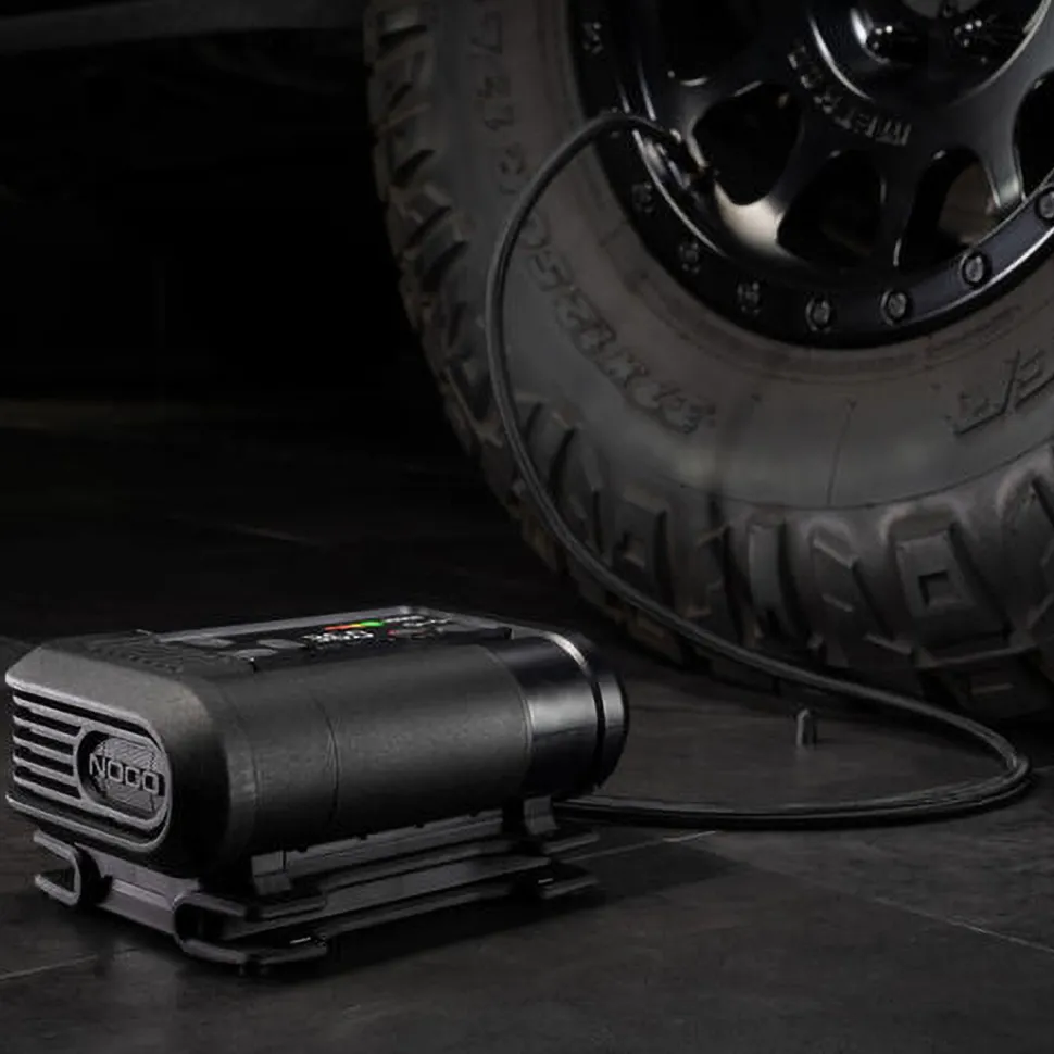 Noco Boost+Air AX65 starthjälp med luftkompressor 2000 A