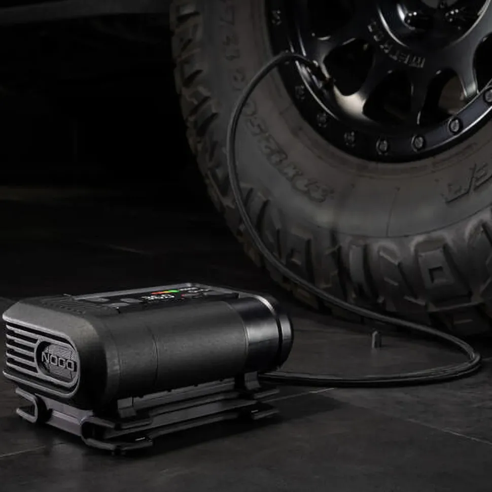 Noco Boost+Air AX65 starthjälp med luftkompressor 2000 A