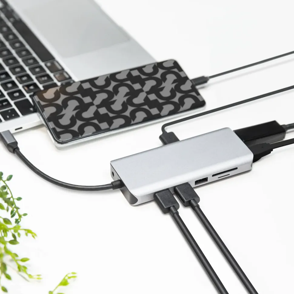 Plexgear Multiadapter för USB-C med 12 anslutningar