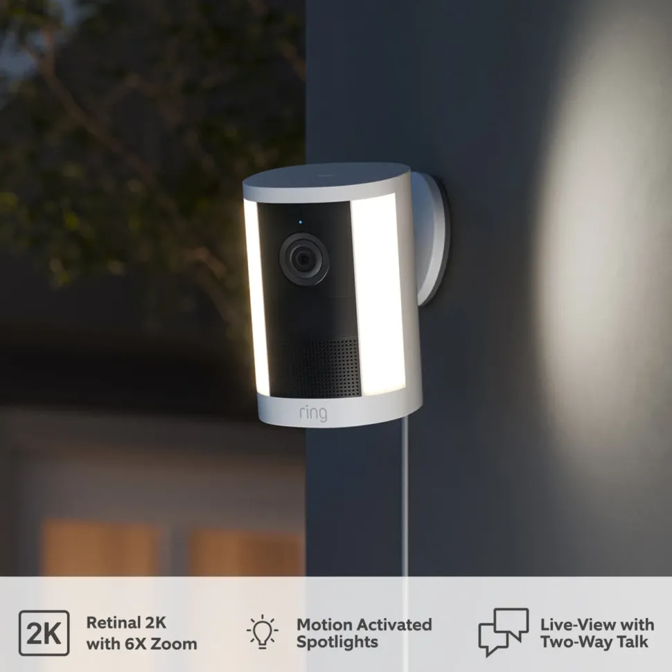 Ring Spotlight Cam Pro plug-in övervakningskamera Vit