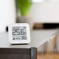 Shelly BLU H&T Display ZB sensor Vit