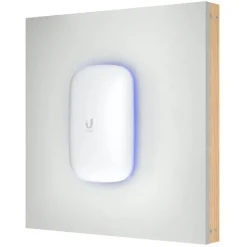 Ubiquiti UniFi U6 Repeater för vägguttag